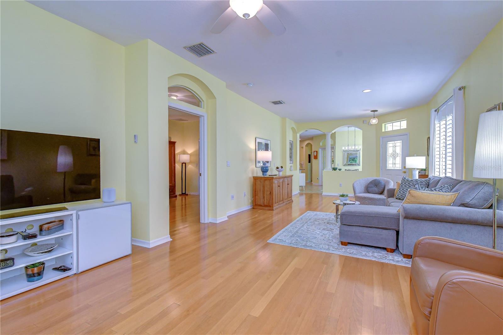 3332 CHAPEL CREEK CIR, WESLEY CHAPEL, FL — photo 31