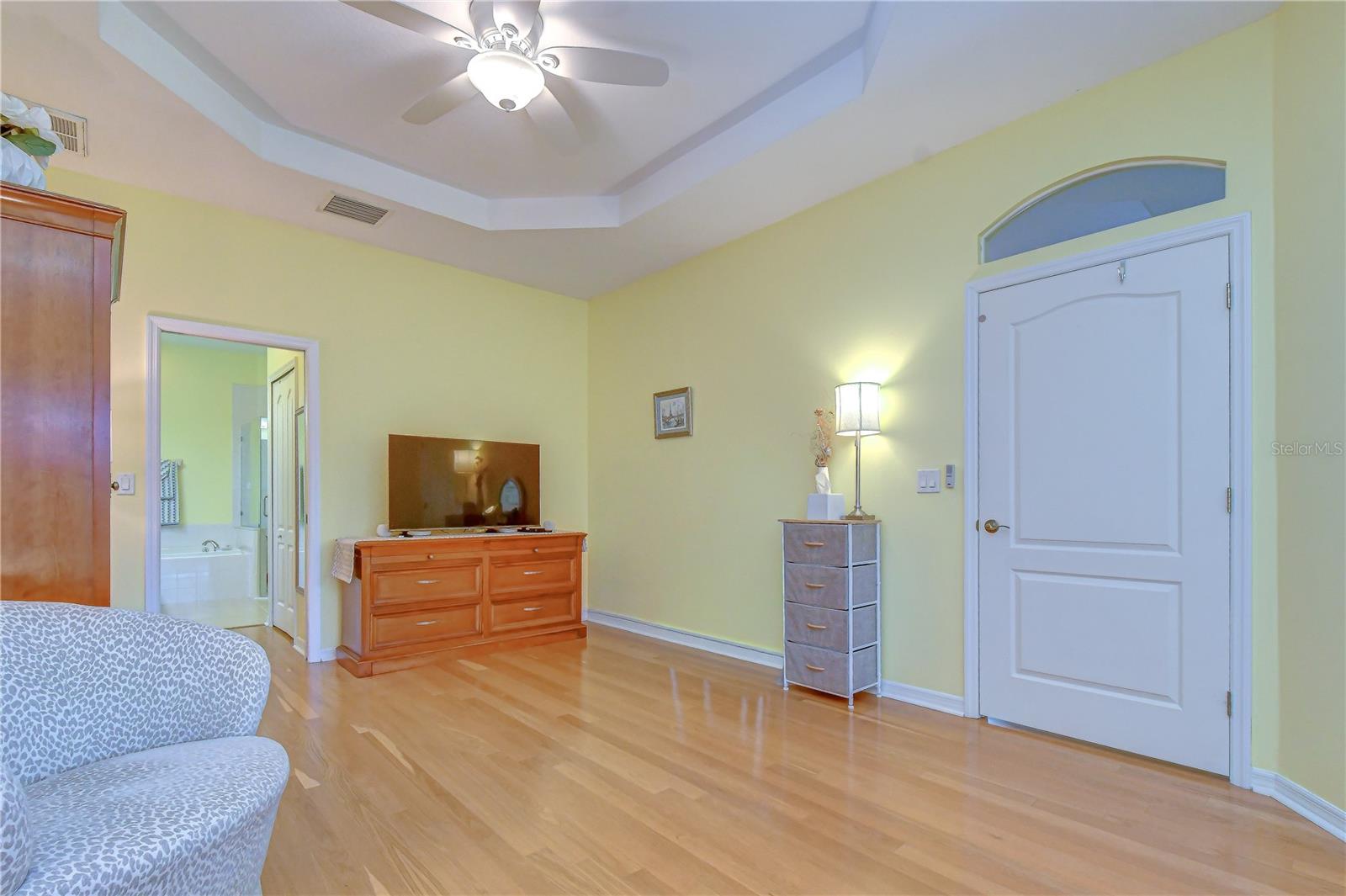 3332 CHAPEL CREEK CIR, WESLEY CHAPEL, FL — photo 38