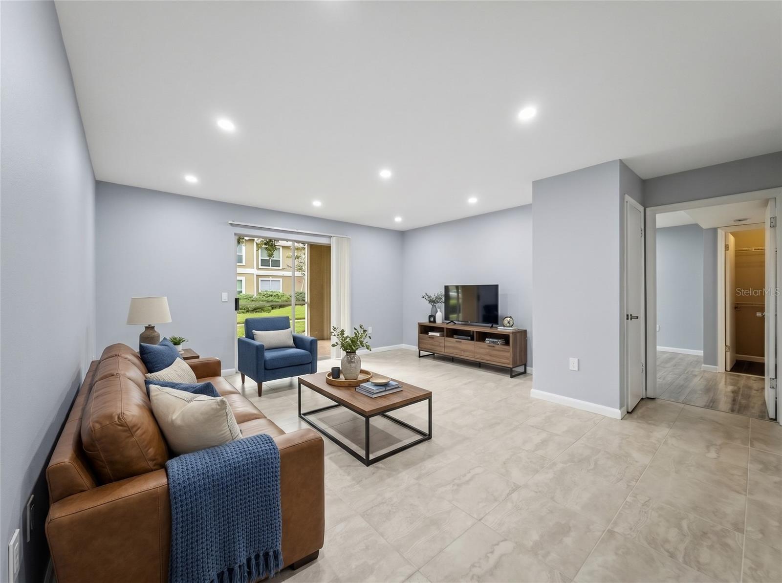 9481 HIGHLAND OAK DR #1502, TAMPA, FL — photo 2