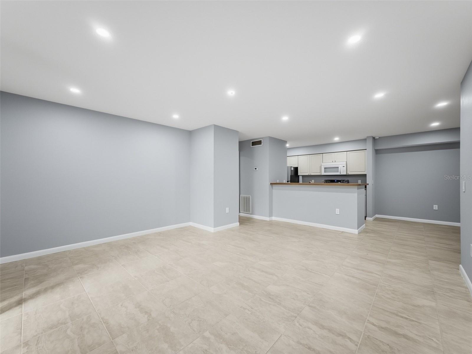 9481 HIGHLAND OAK DR #1502, TAMPA, FL — photo 6