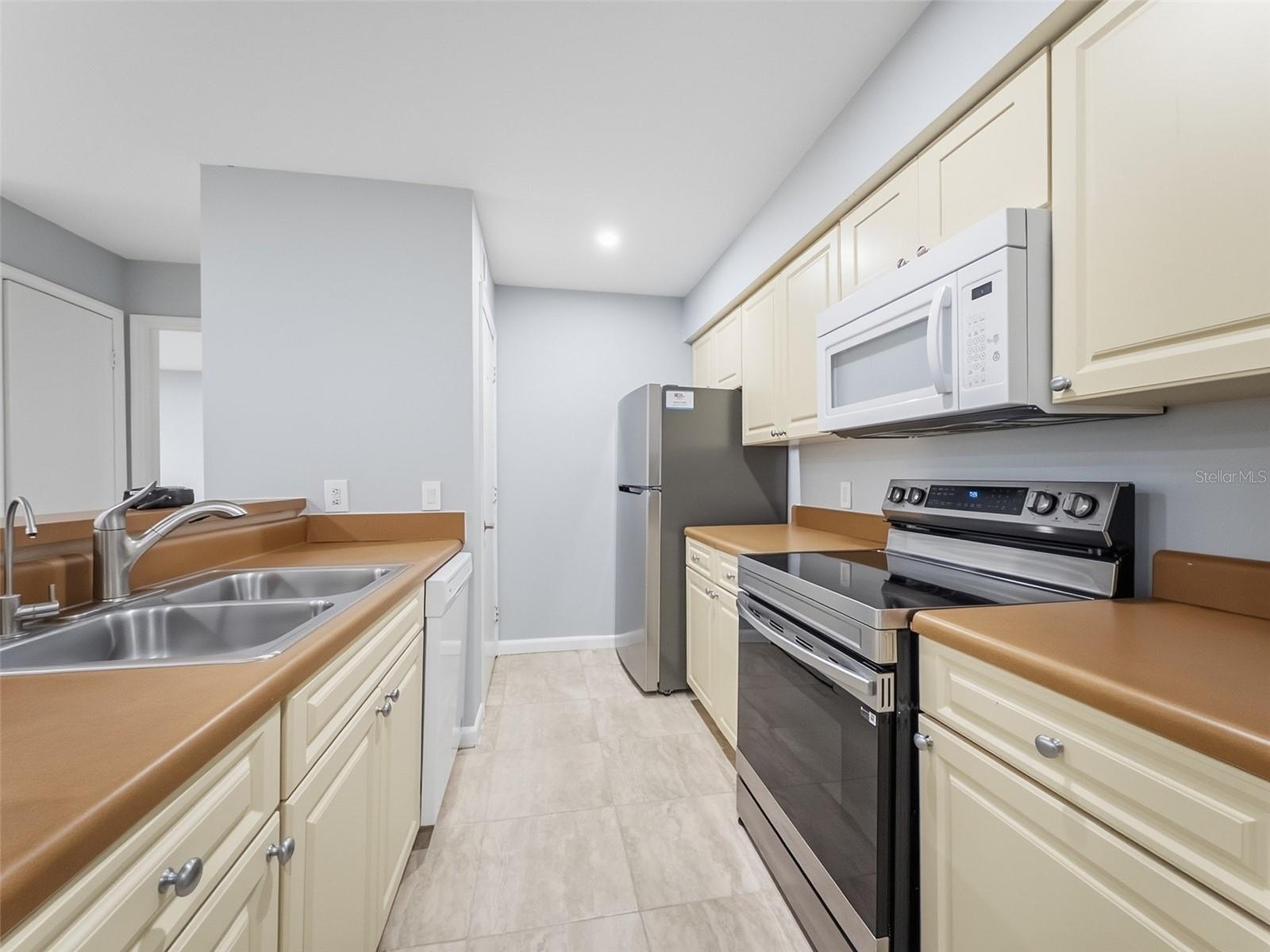 9481 HIGHLAND OAK DR #1502, TAMPA, FL — photo 9