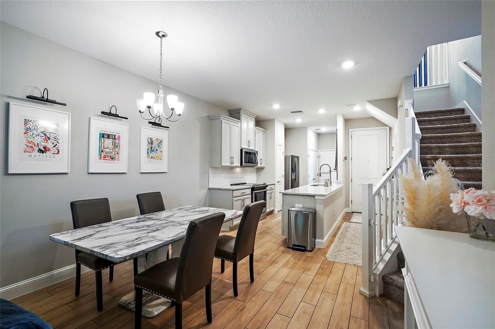 5246 NEIL DR, ST PETERSBURG, FL — photo 2