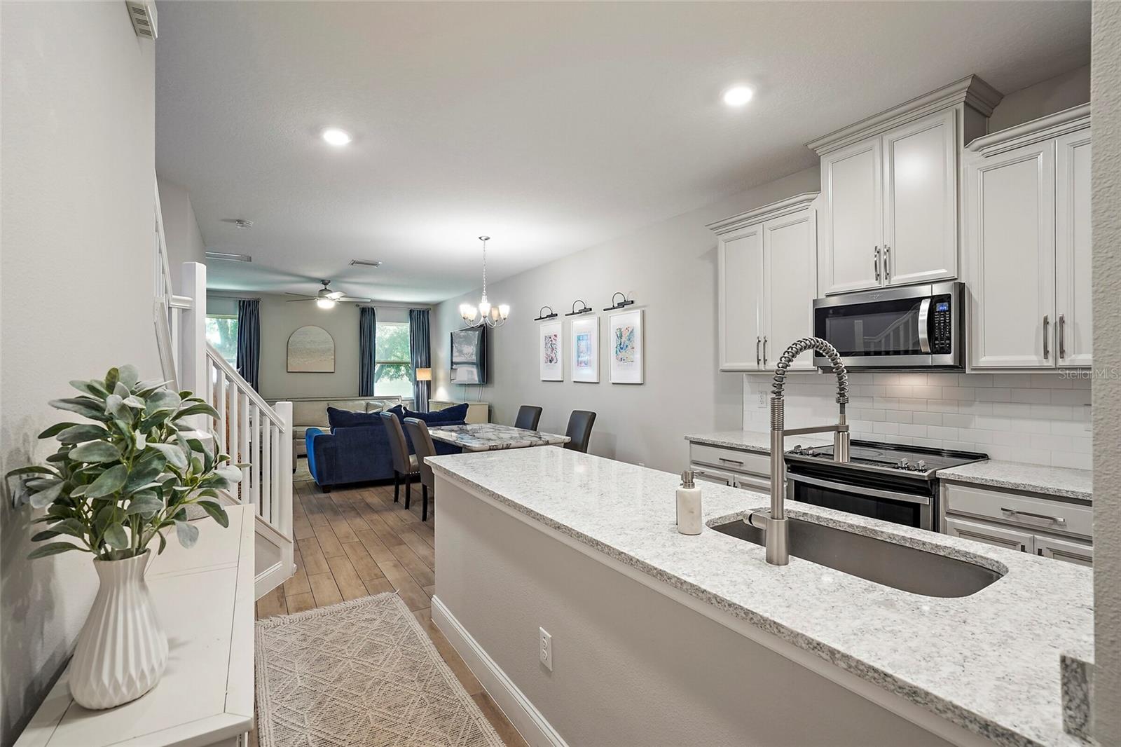 5246 NEIL DR, ST PETERSBURG, FL — photo 10