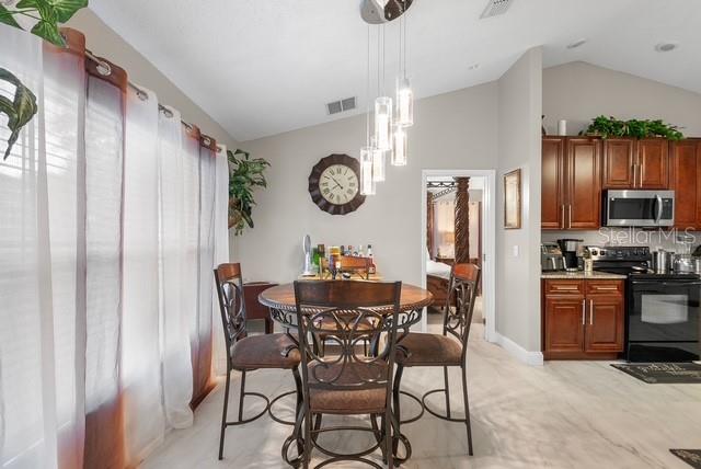 1816 MANITOBA CT, KISSIMMEE, FL — photo 9