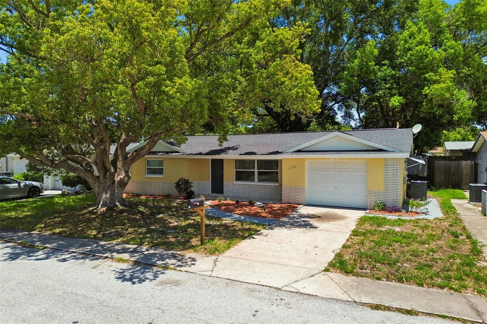 7105 OAKSHIRE DR, PORT RICHEY, FL — photo 47