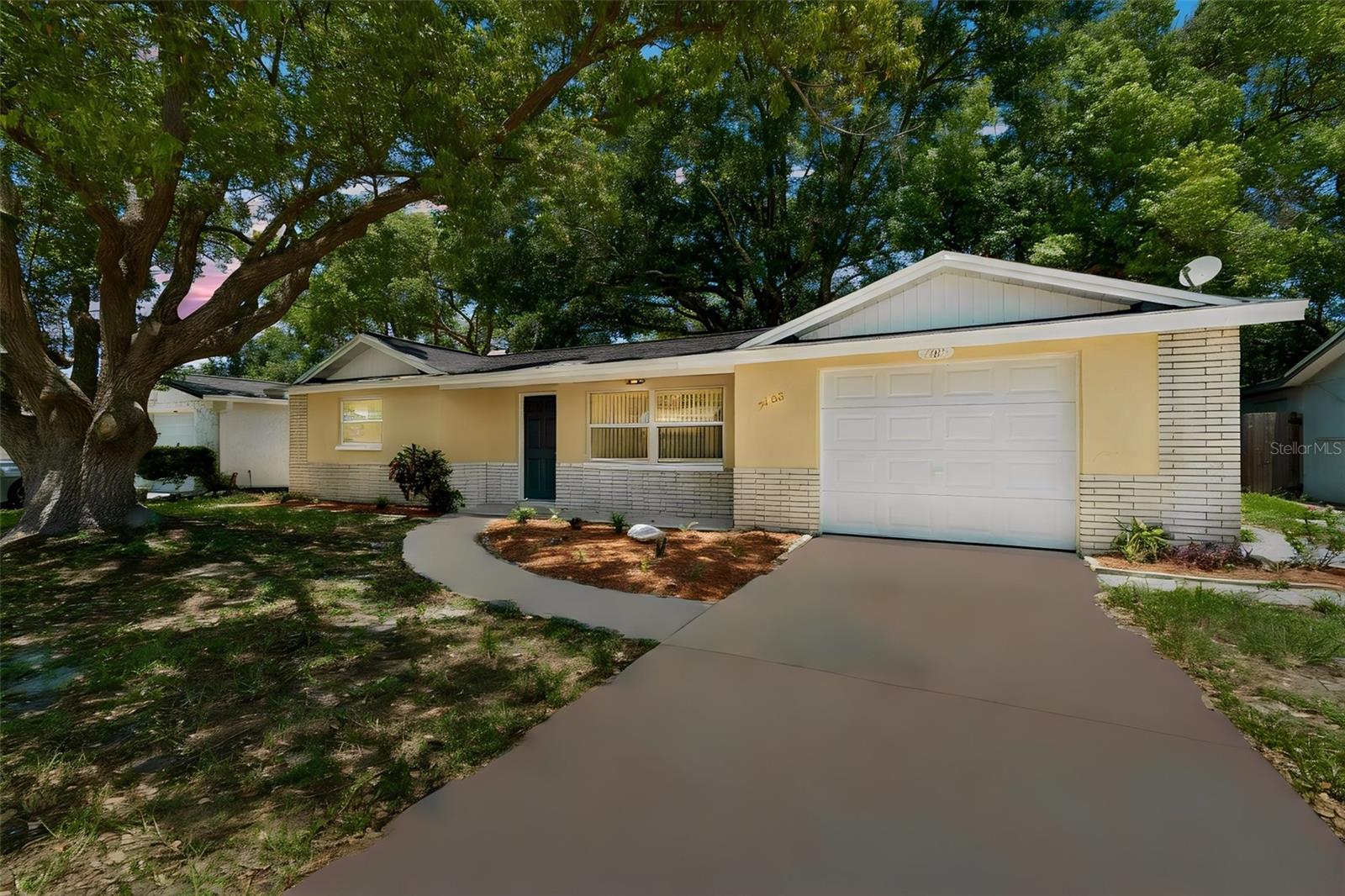 7105 OAKSHIRE DR, PORT RICHEY, FL — photo 53