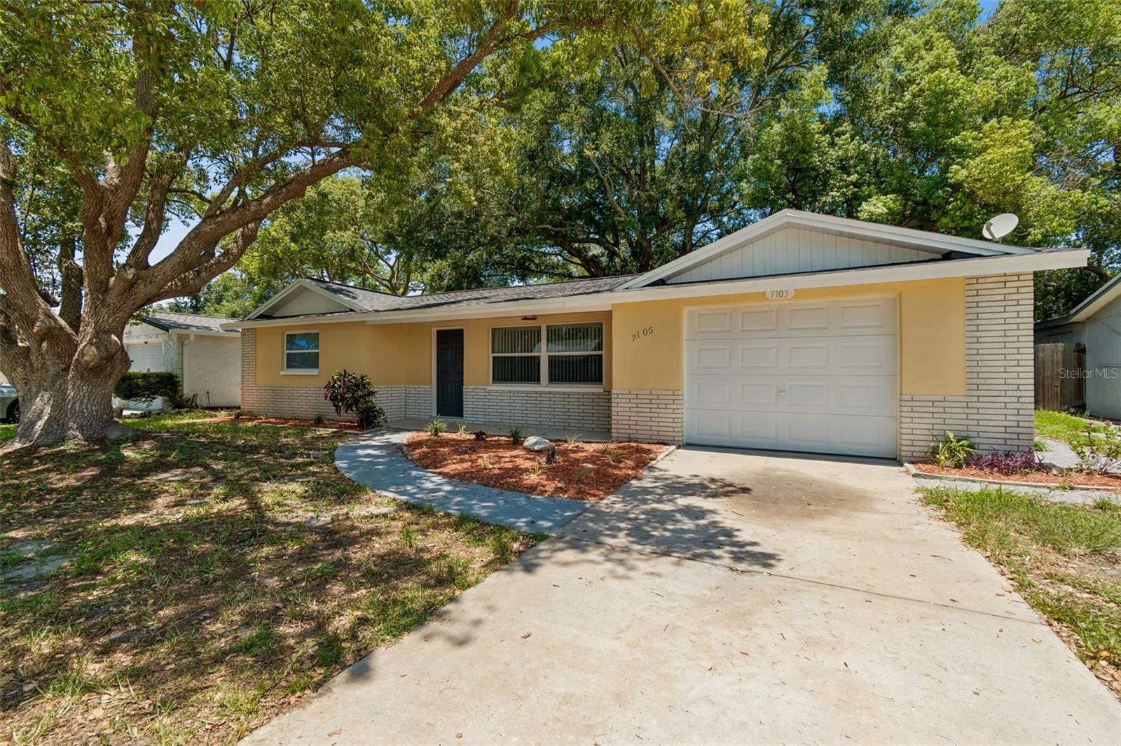 7105 OAKSHIRE DR, PORT RICHEY, FL — photo 55