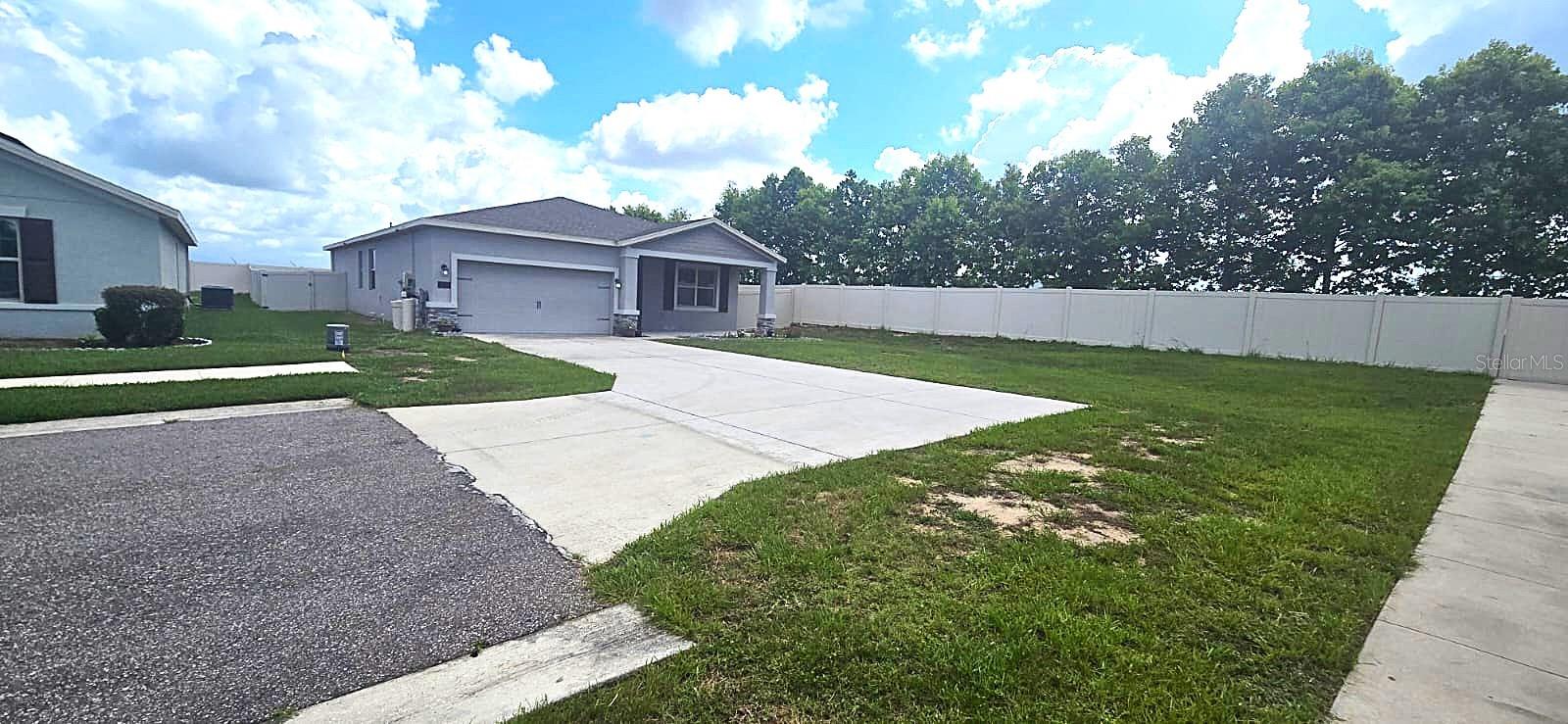 212 BERGAMOT LOOP, DAVENPORT, FL — photo 2