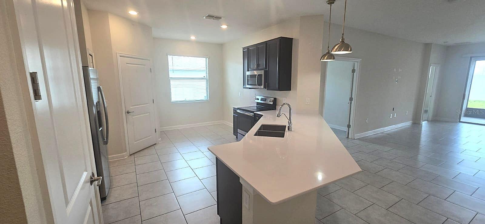 212 BERGAMOT LOOP, DAVENPORT, FL — photo 4