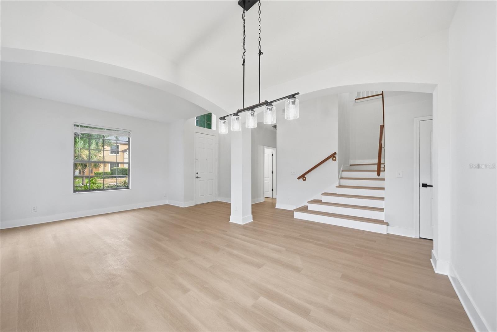 1908 ABBEY RIDGE DR, DOVER, FL — photo 10