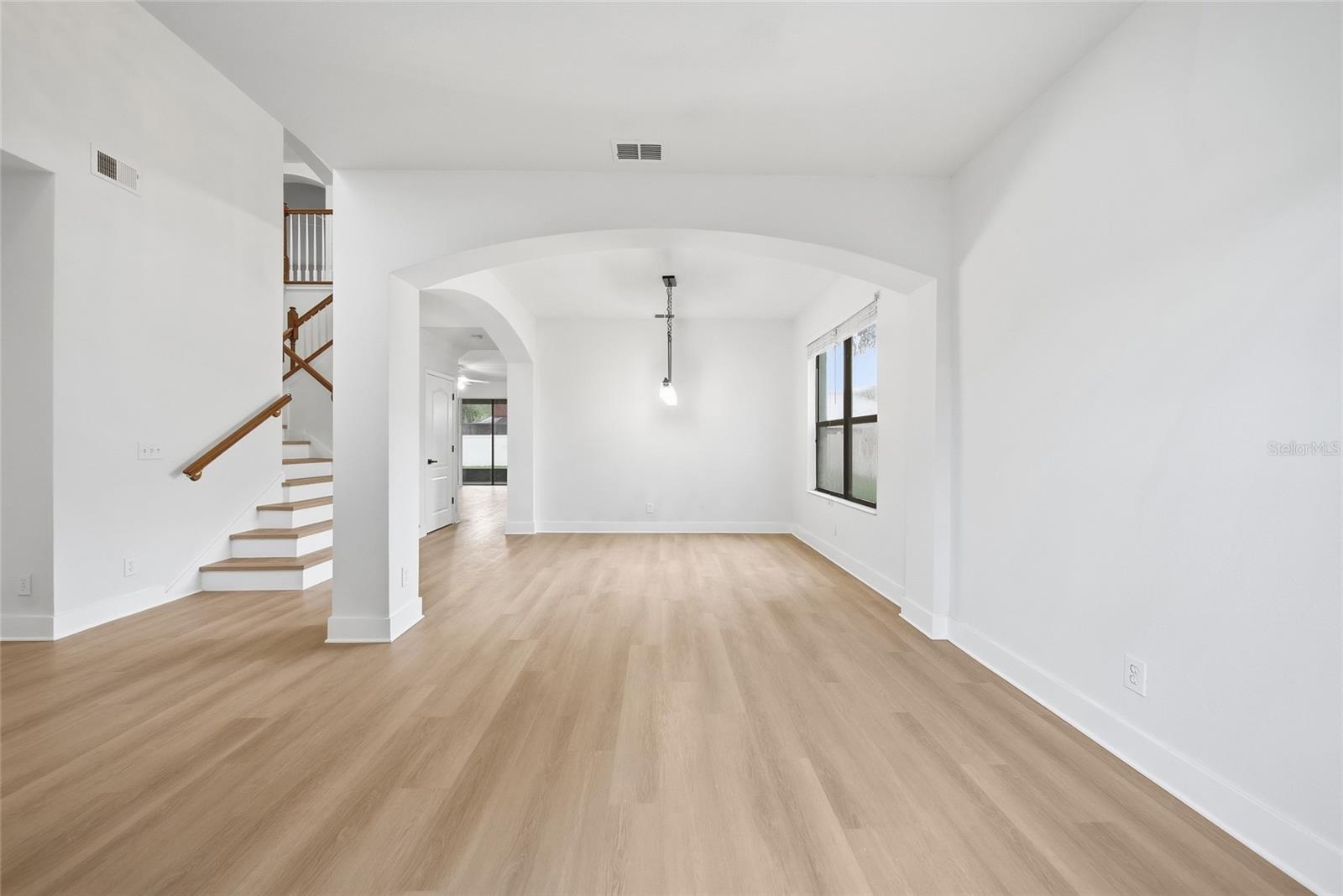 1908 ABBEY RIDGE DR, DOVER, FL — photo 11