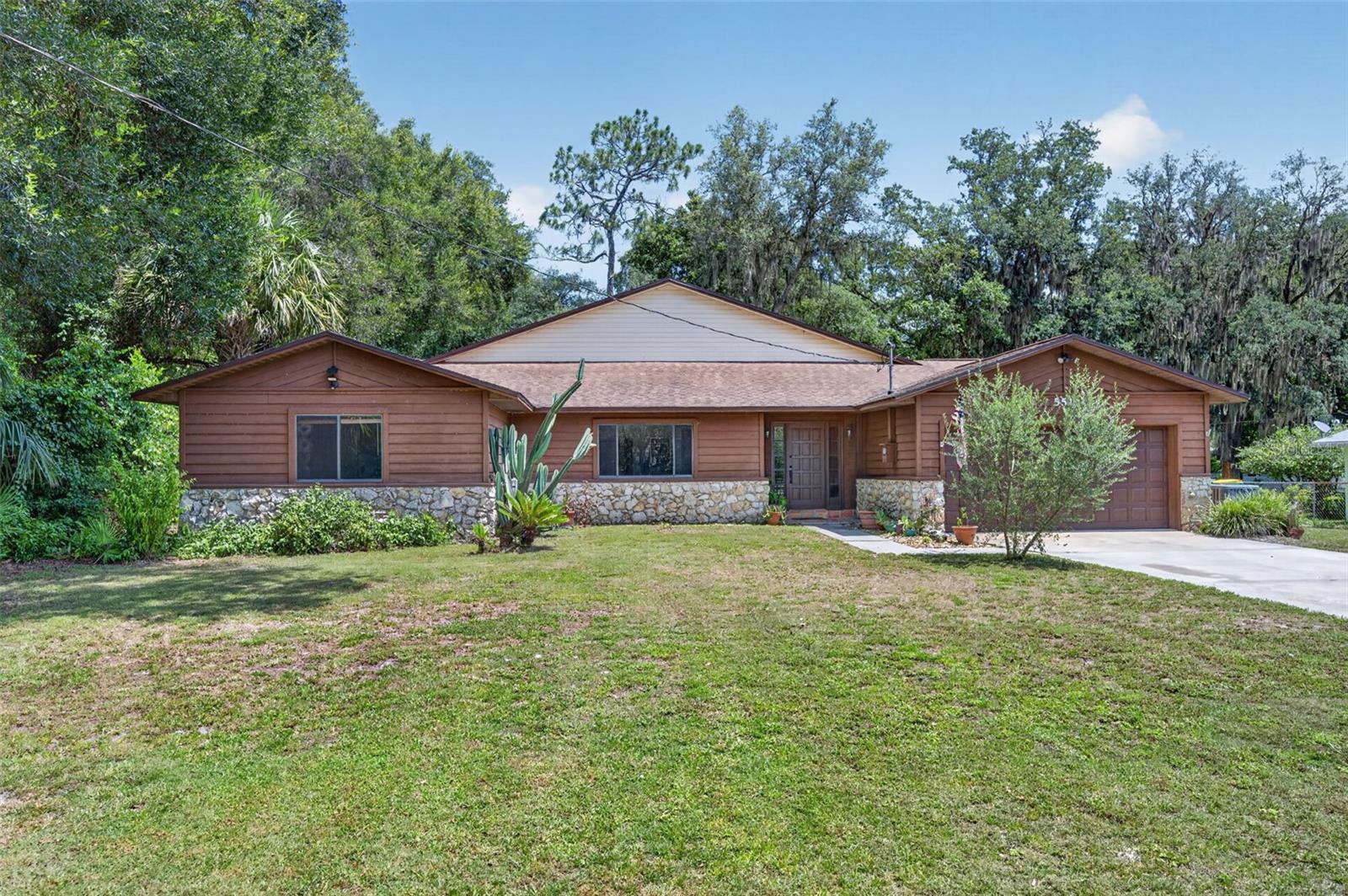 551 RYLANE ST, DE LEON SPRINGS, FL