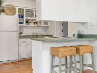 1015 W MONTROSE ST — photo 17