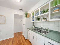 1015 W MONTROSE ST — photo 21