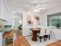 1015 W MONTROSE ST — photo 27