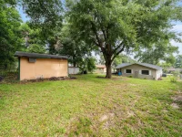 1015 W MONTROSE ST — photo 50