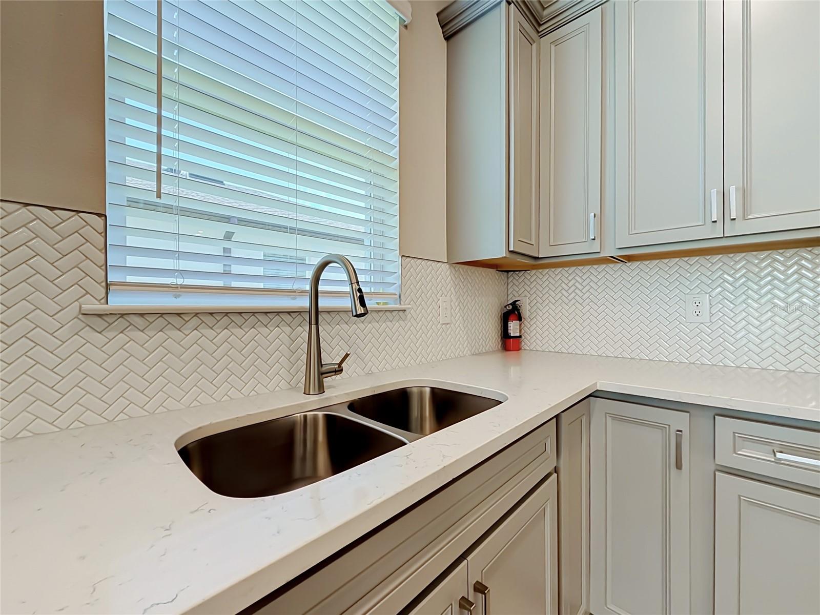 6046 SW 93RD CIR, OCALA, FL — photo 7