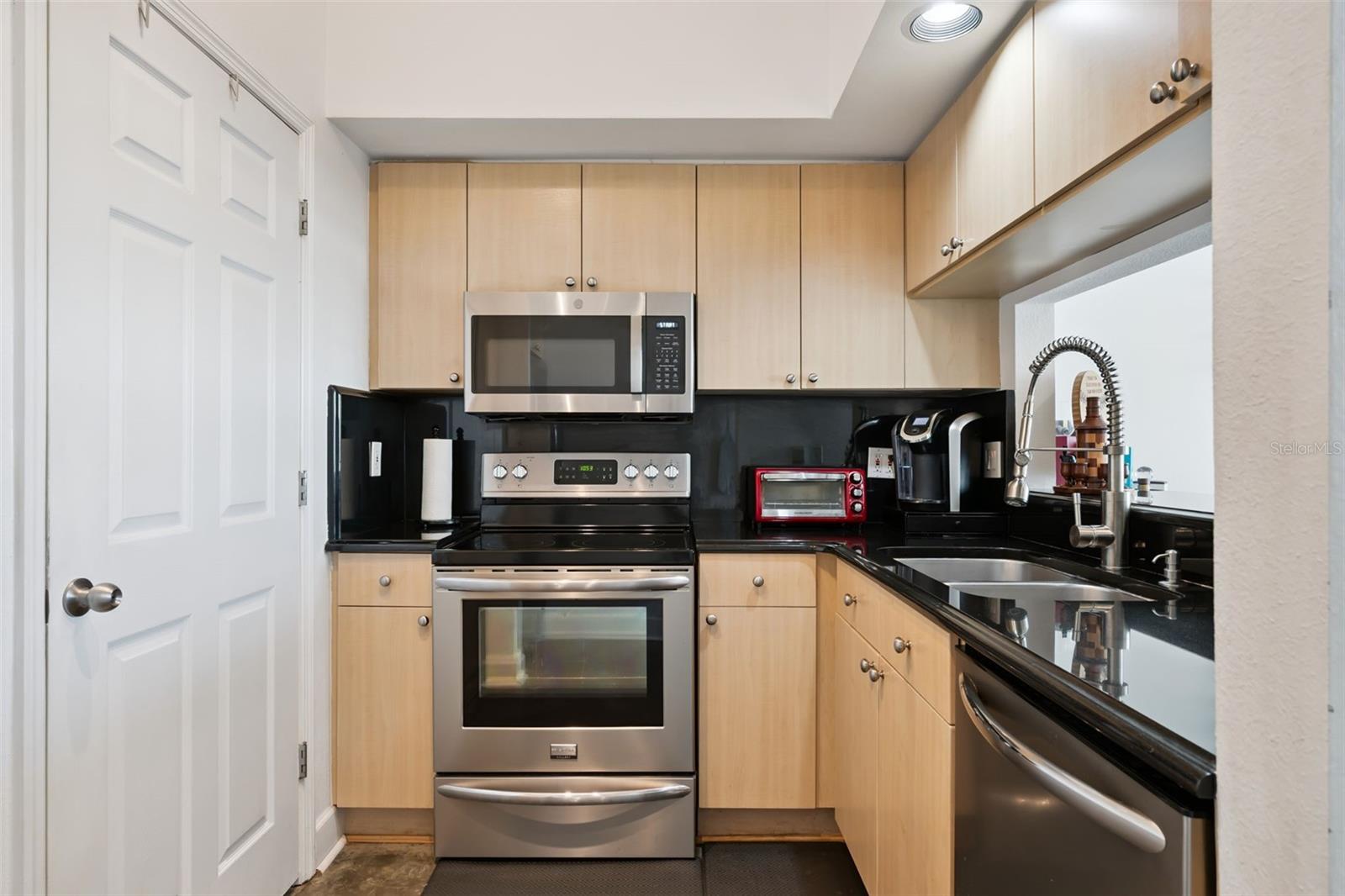 322 E CENTRAL BLVD #1107, ORLANDO, FL — photo 16