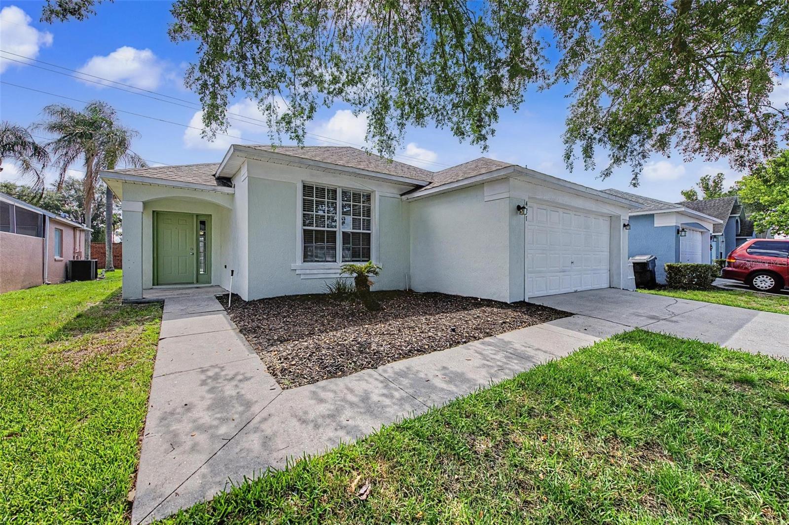 421 HOLBORN LOOP, DAVENPORT, FL — photo 2