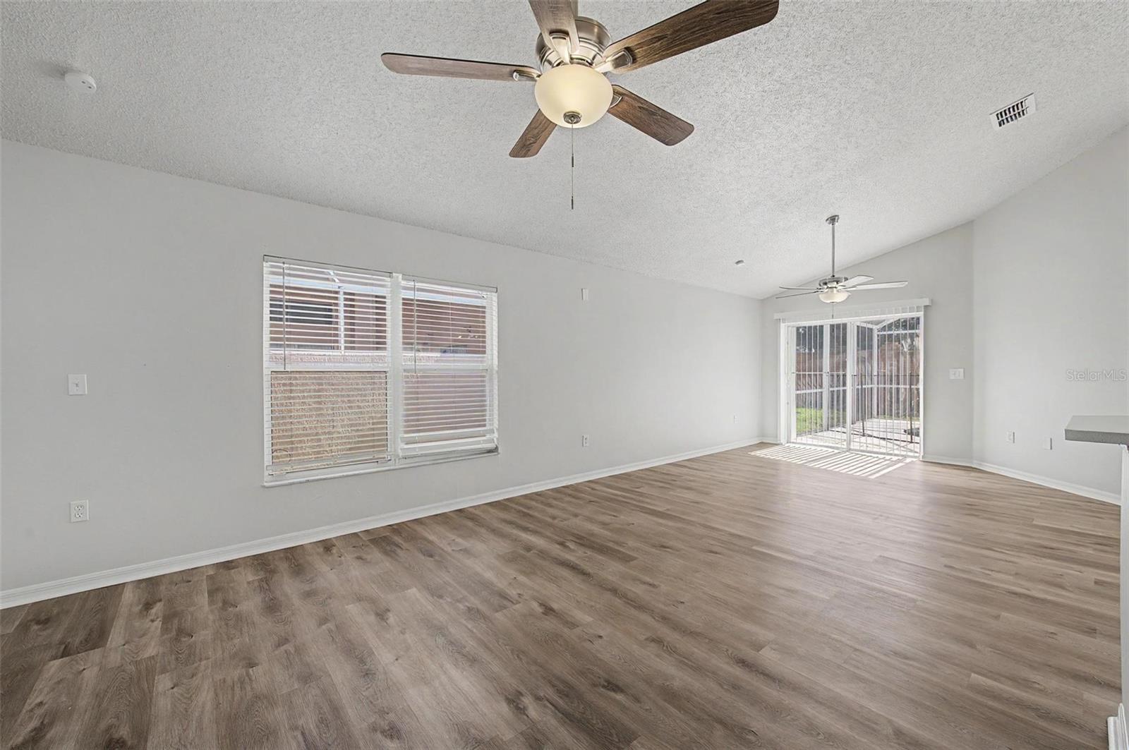 421 HOLBORN LOOP, DAVENPORT, FL — photo 10