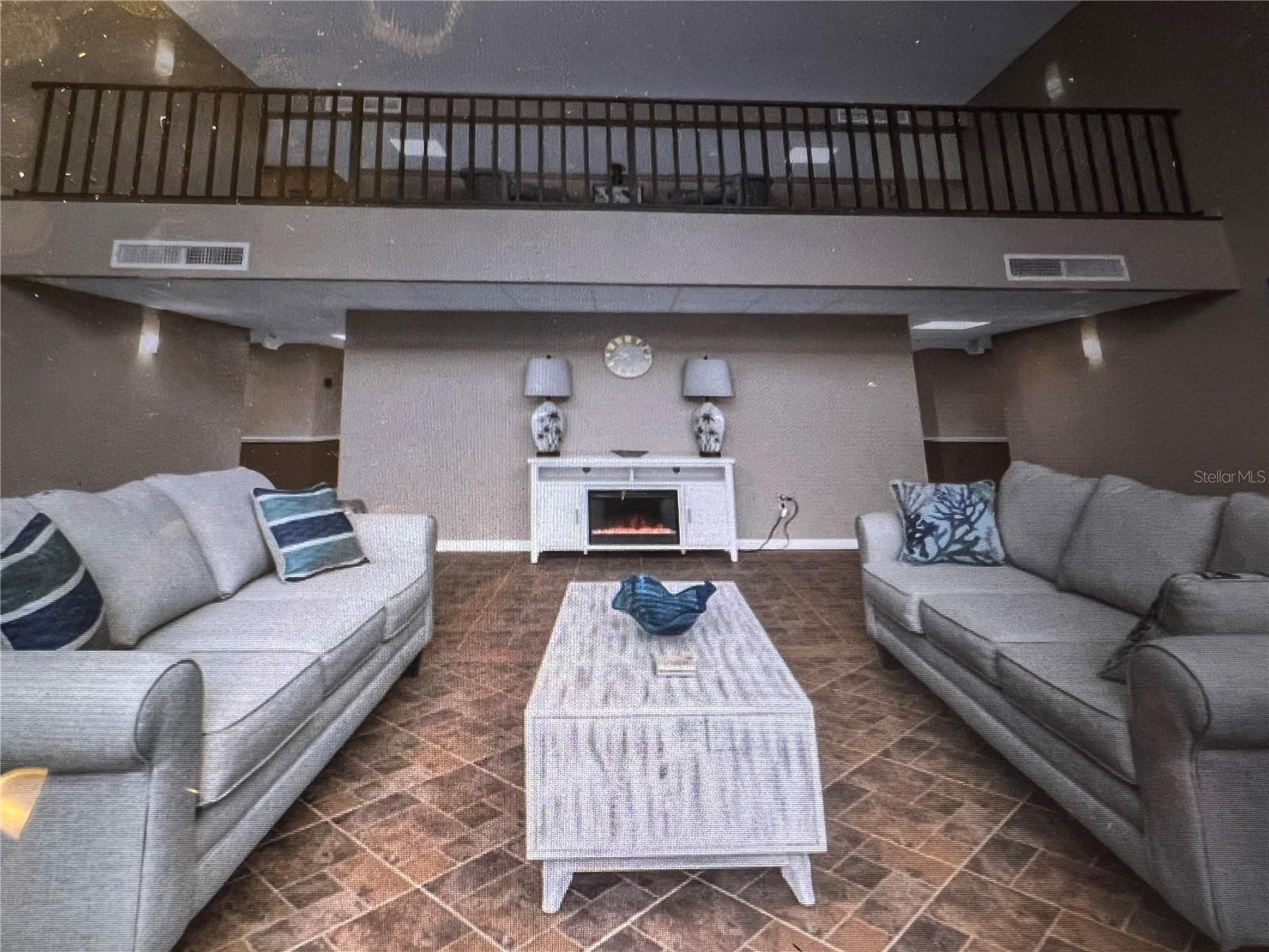 2290 AARON ST #207, PORT CHARLOTTE, FL — photo 2