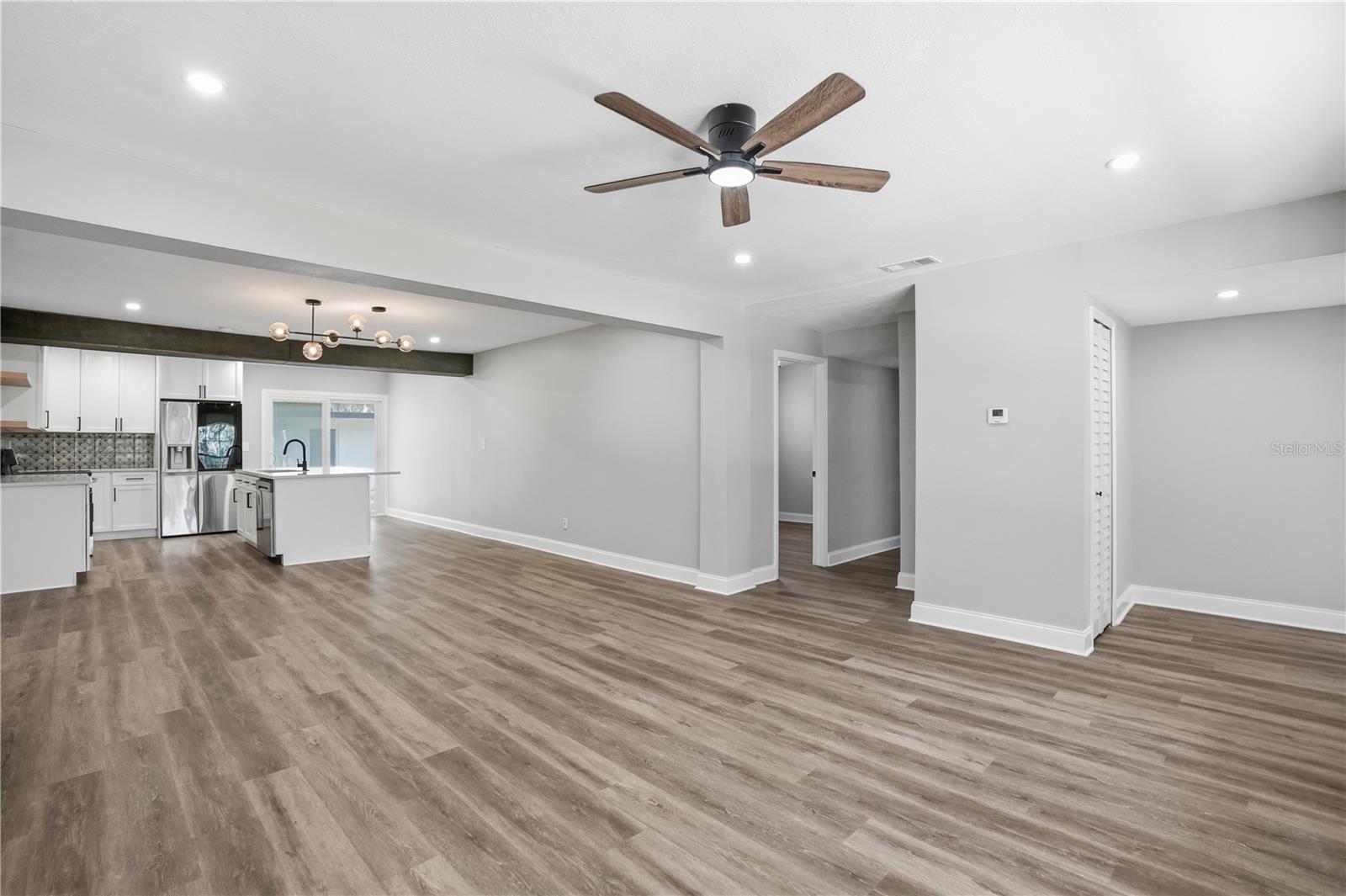 707 ABERDEEN CIR, TAMPA, FL — photo 4