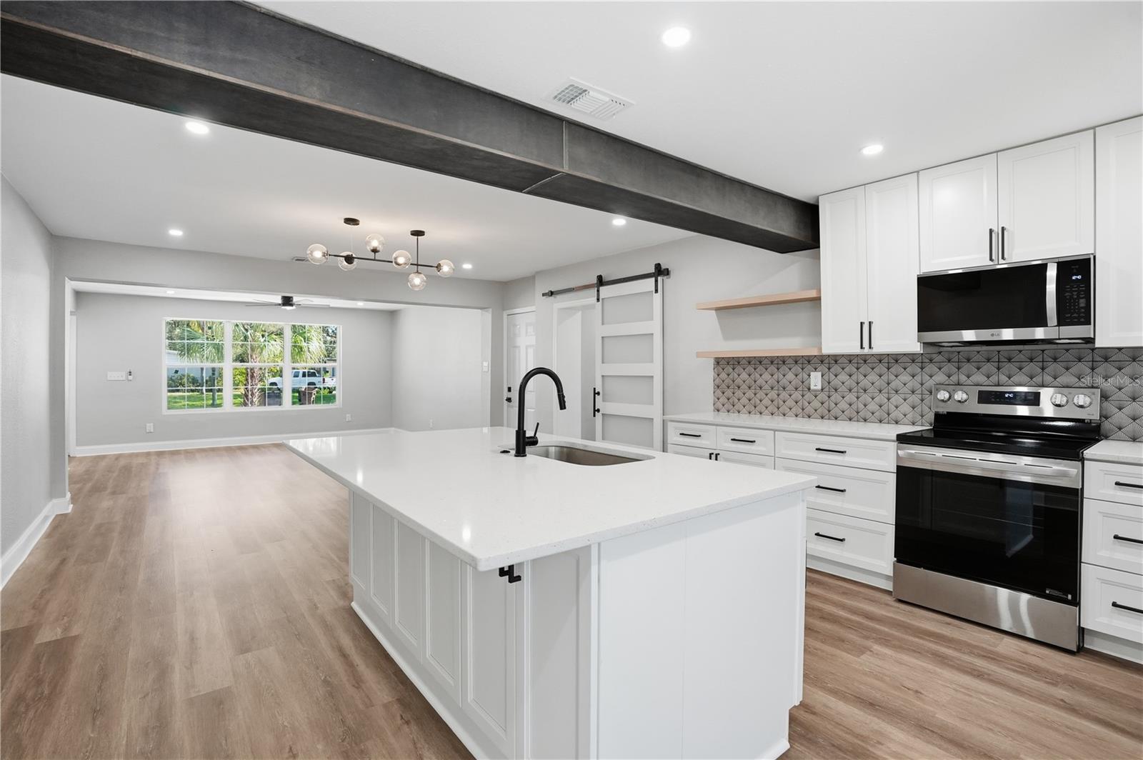 707 ABERDEEN CIR, TAMPA, FL — photo 5