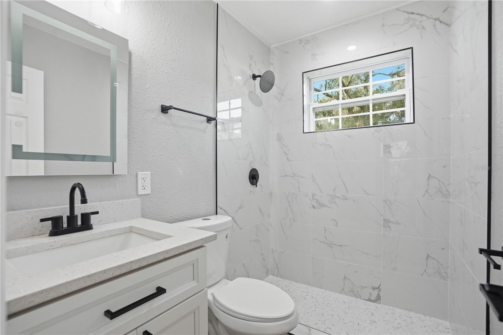 707 ABERDEEN CIR, TAMPA, FL — photo 22
