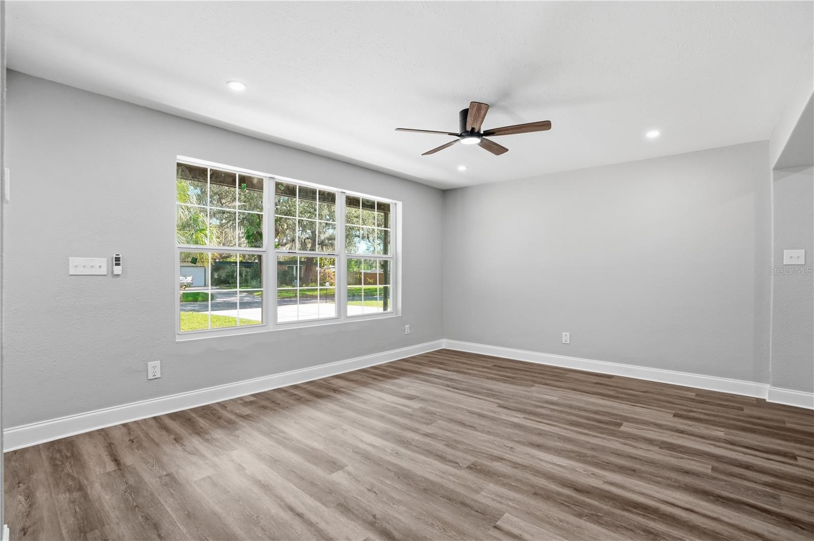 707 ABERDEEN CIR, TAMPA, FL — photo 23