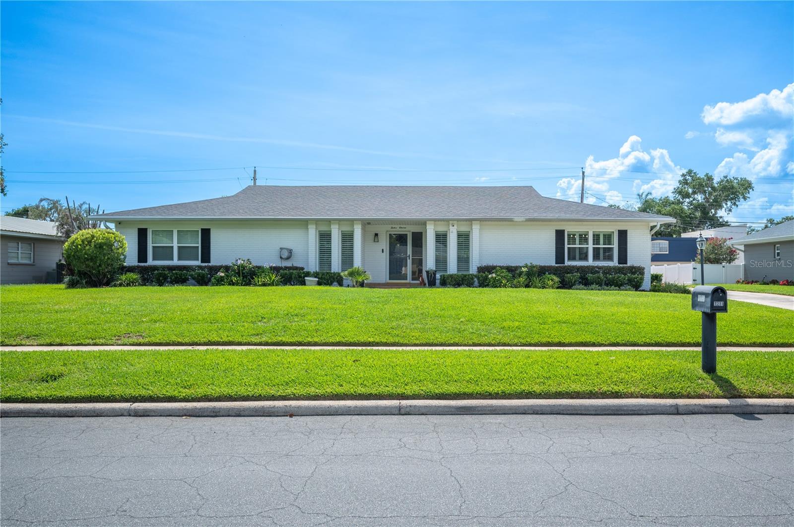 1211 HUNT AVE, LAKELAND, FL