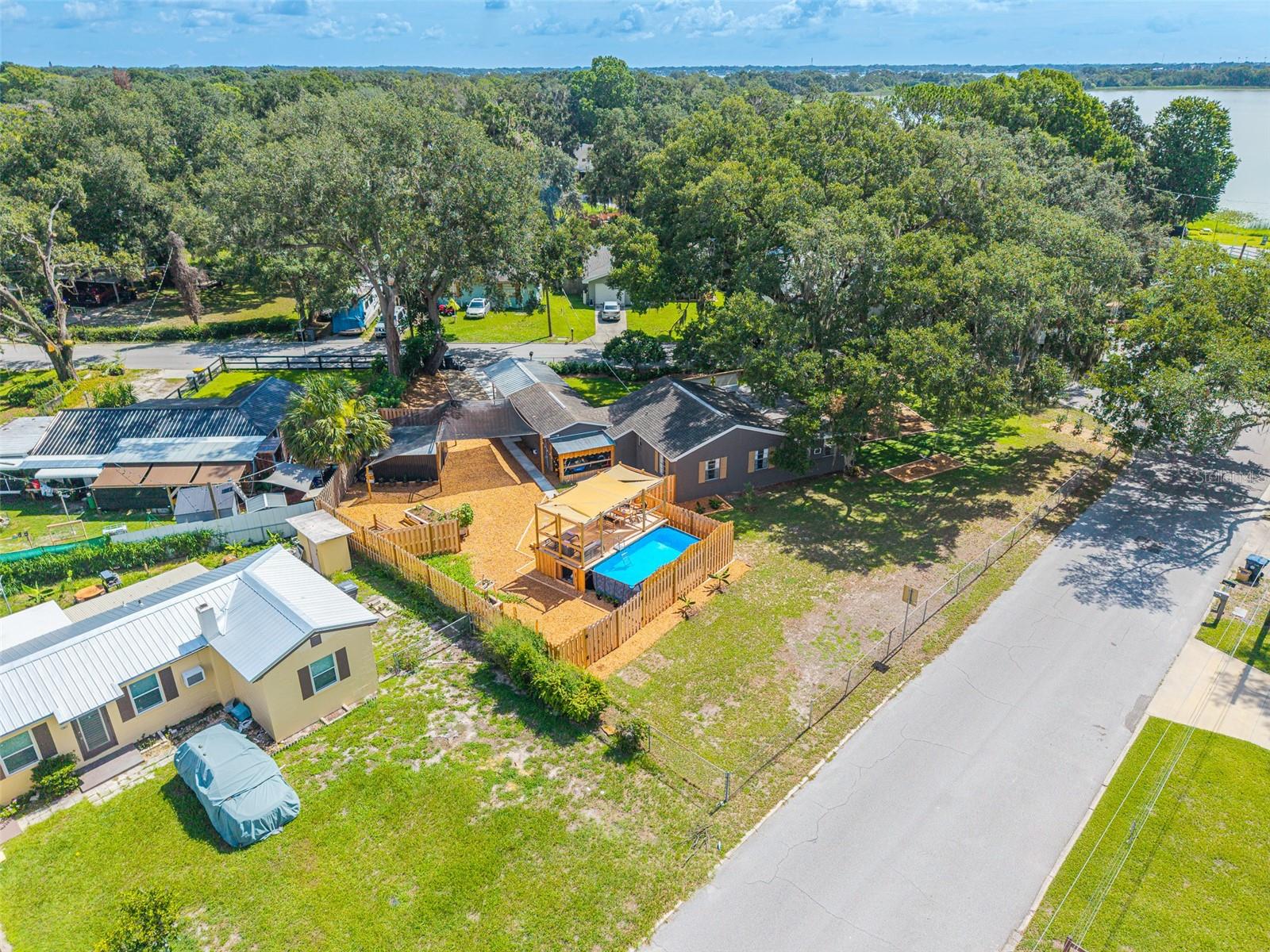 310 RICO WAY, AUBURNDALE, FL — photo 32