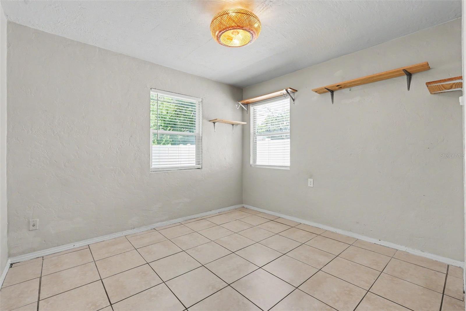 1946 15TH AVE S, ST PETERSBURG, FL — photo 11
