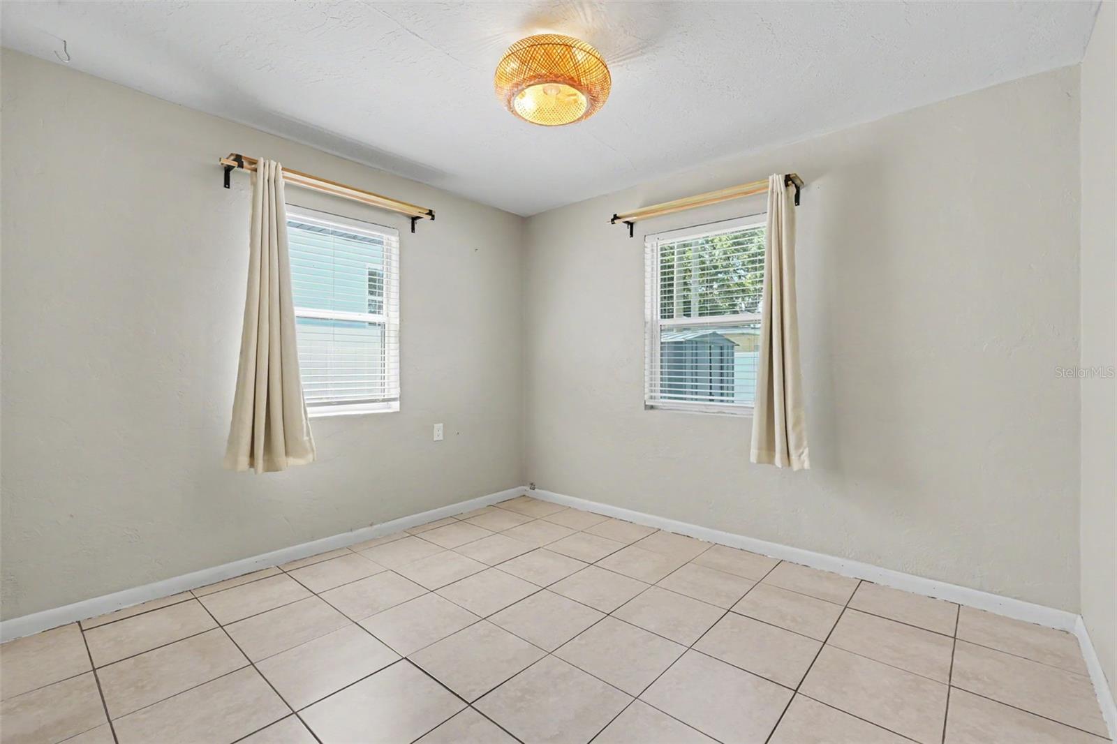1946 15TH AVE S, ST PETERSBURG, FL — photo 13