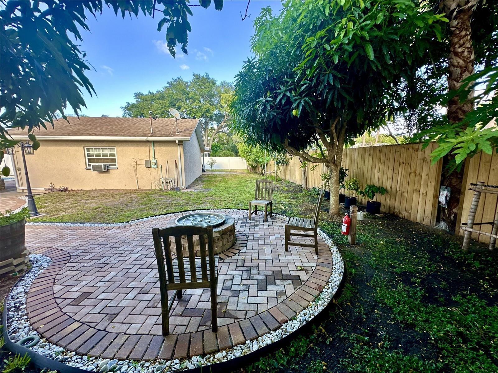 11298 73RD AVE N, SEMINOLE, FL — photo 4