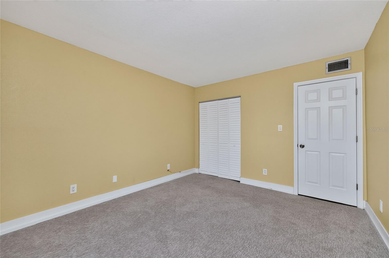 25188 MARION AVE #D101, PUNTA GORDA, FL — photo 33