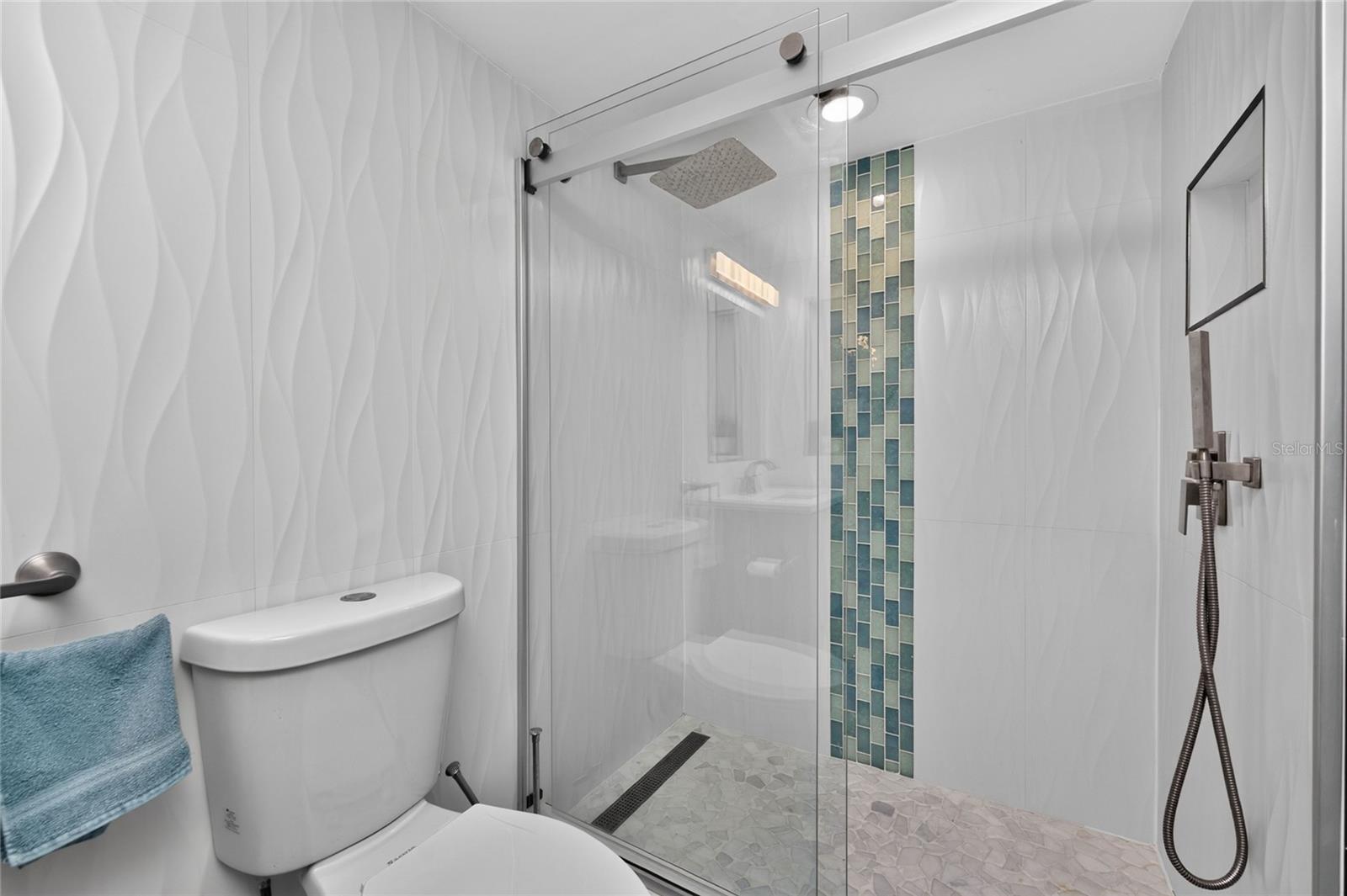 25188 MARION AVE #D101, PUNTA GORDA, FL — photo 37