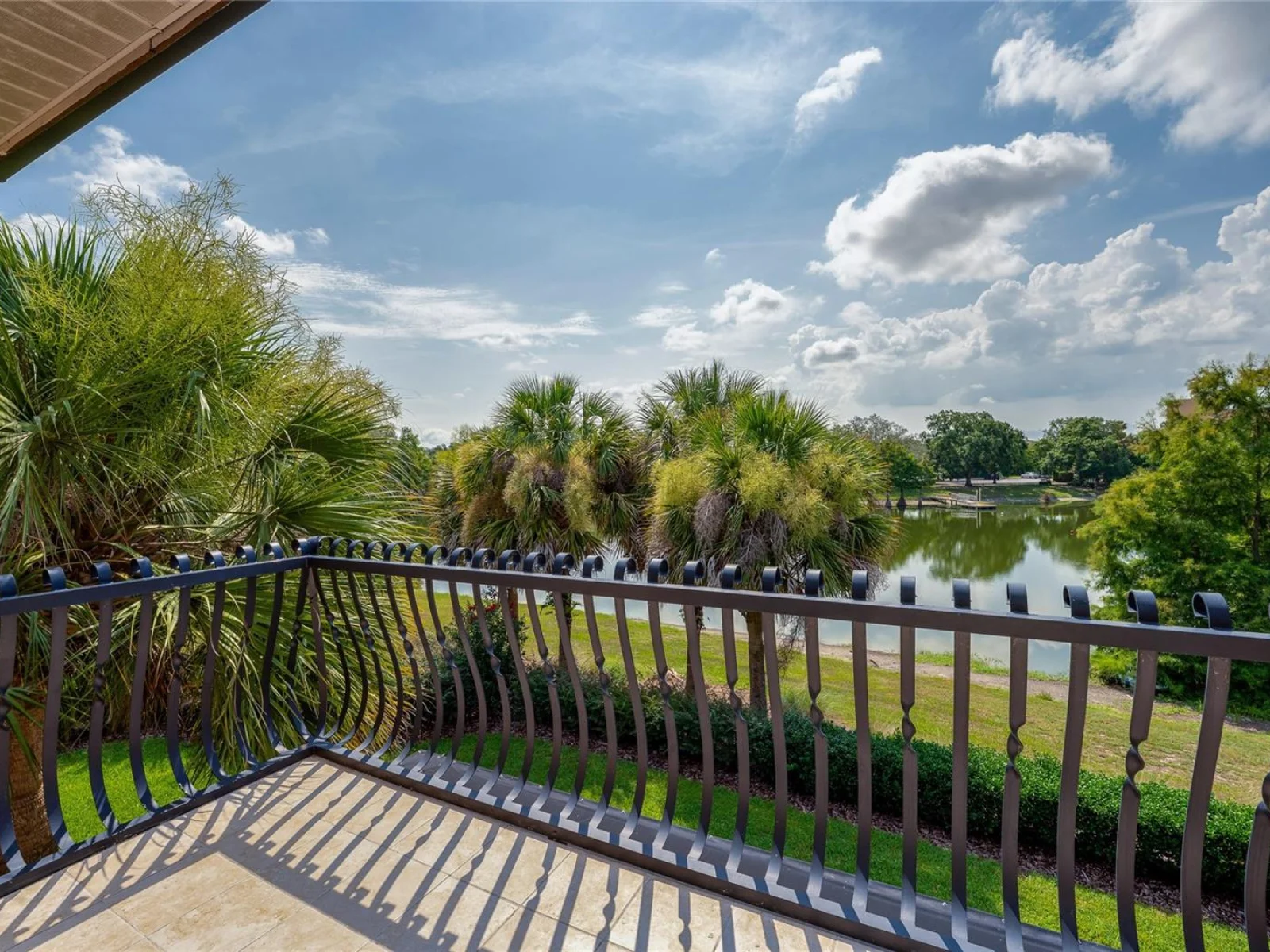 1259 AVENIDA DE LAS CASAS, LADY LAKE, FL — photo 36