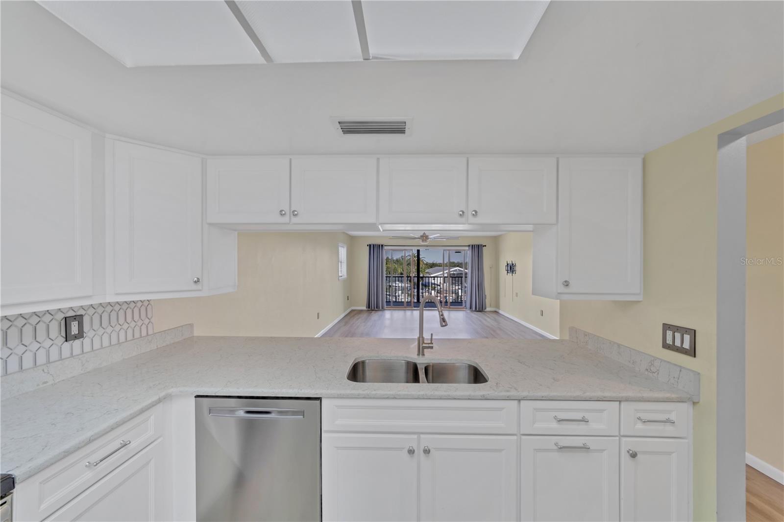 515 LEFFINGWELL AVE #116, ELLENTON, FL — photo 13