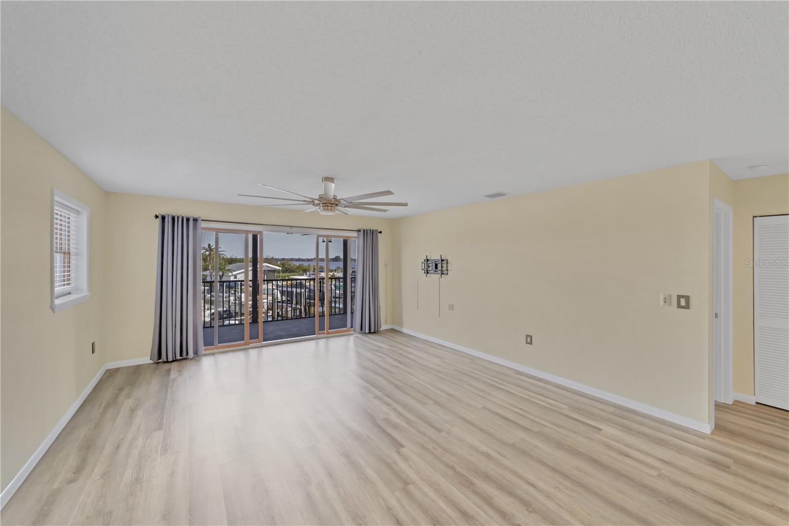 515 LEFFINGWELL AVE #116, ELLENTON, FL — photo 30