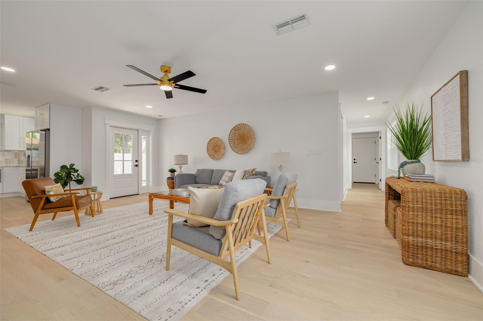 2528 4TH AVE S, ST PETERSBURG, FL — photo 3