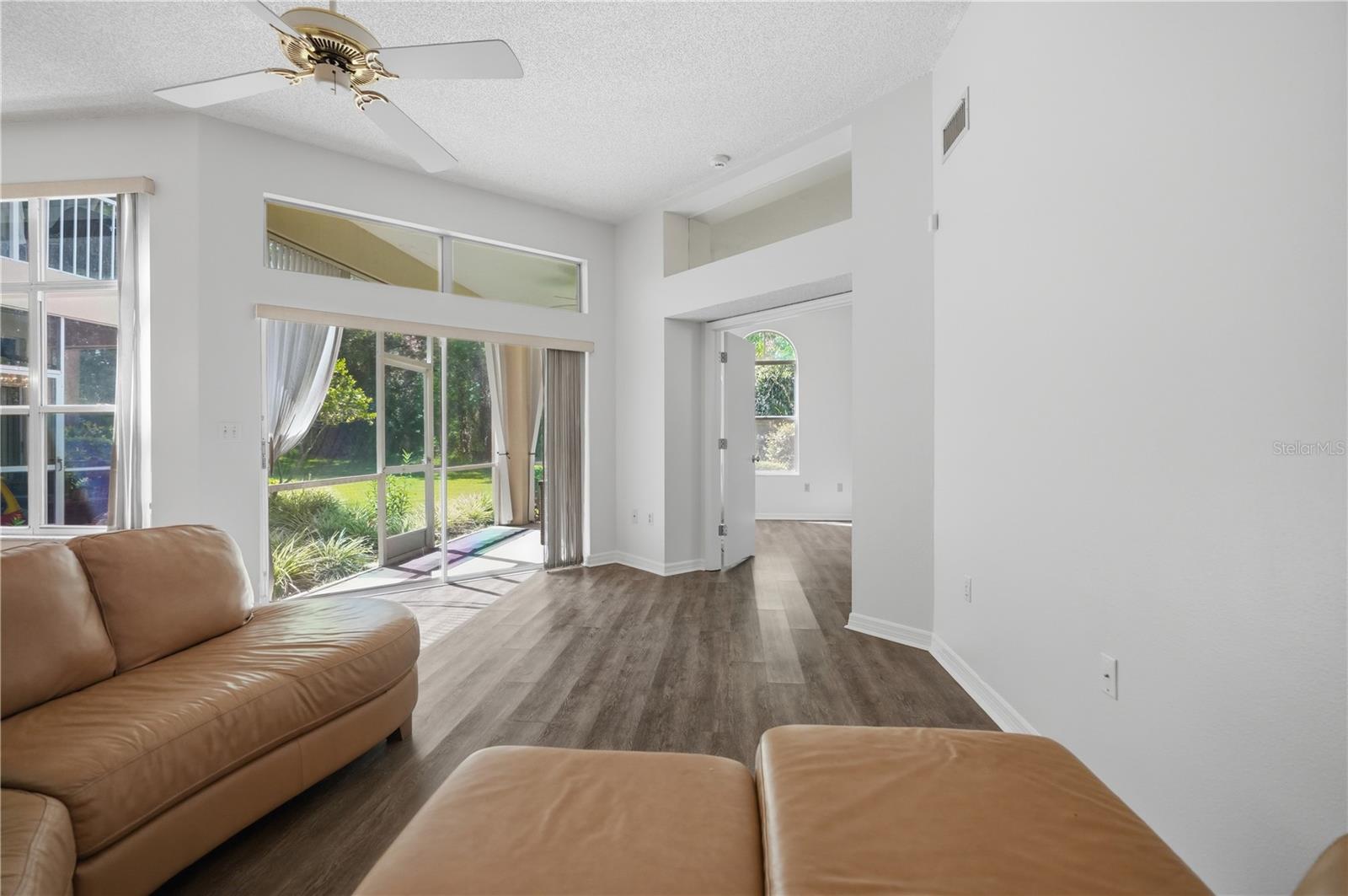 215 CLAYS TRL, OLDSMAR, FL — photo 6