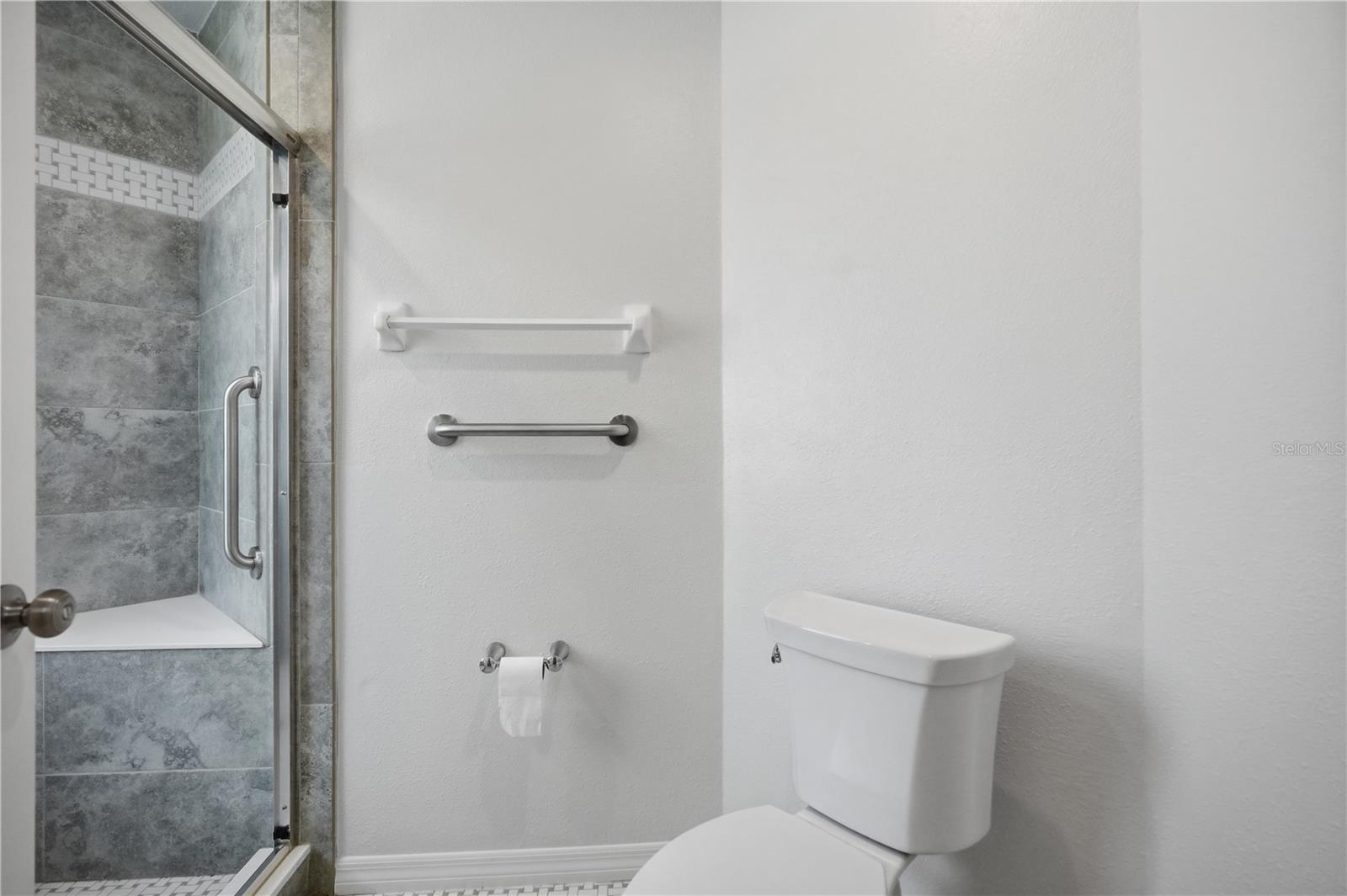 215 CLAYS TRL, OLDSMAR, FL — photo 17