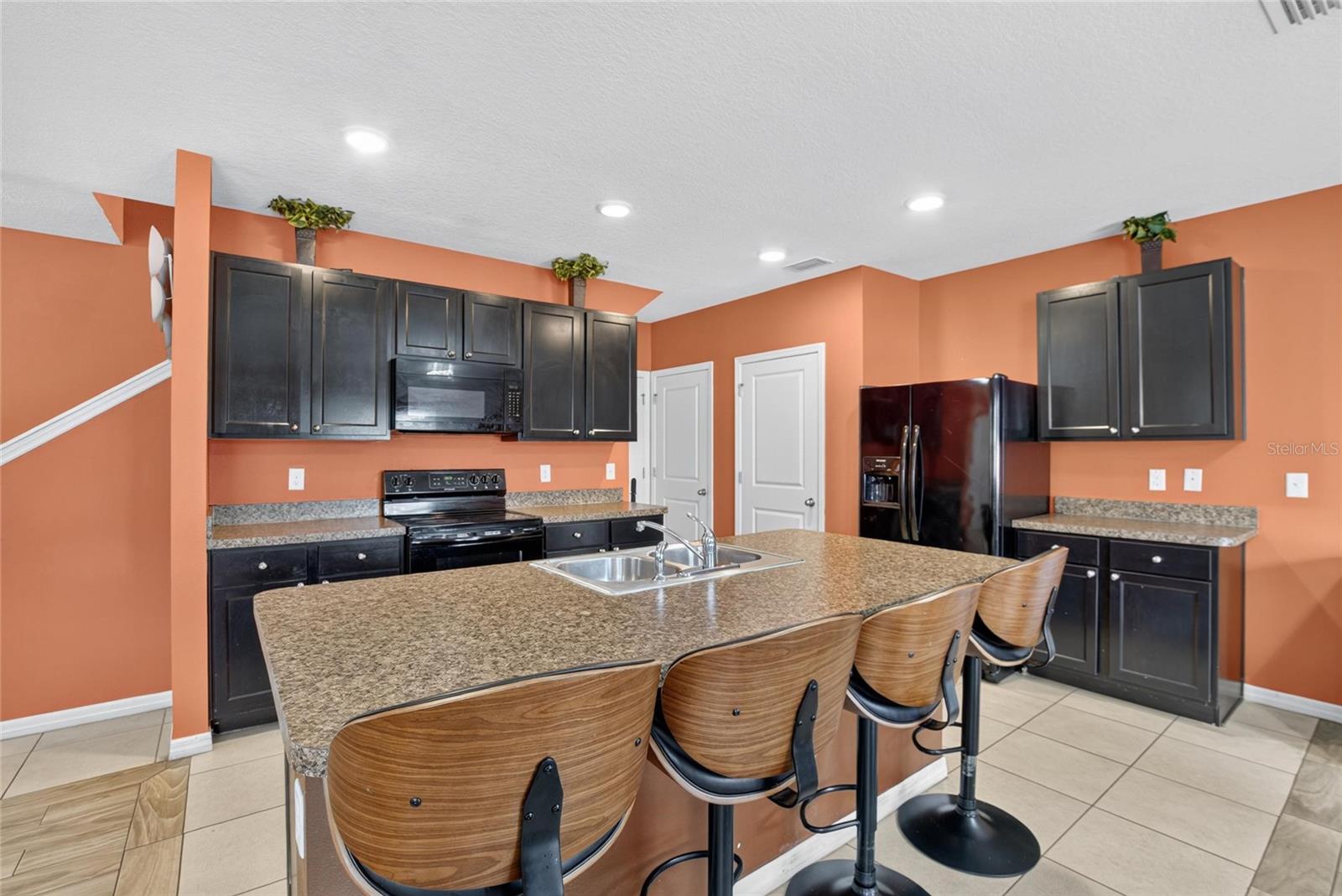 10231 GEESE TRAIL CIR, SUN CITY CENTER, FL — photo 9
