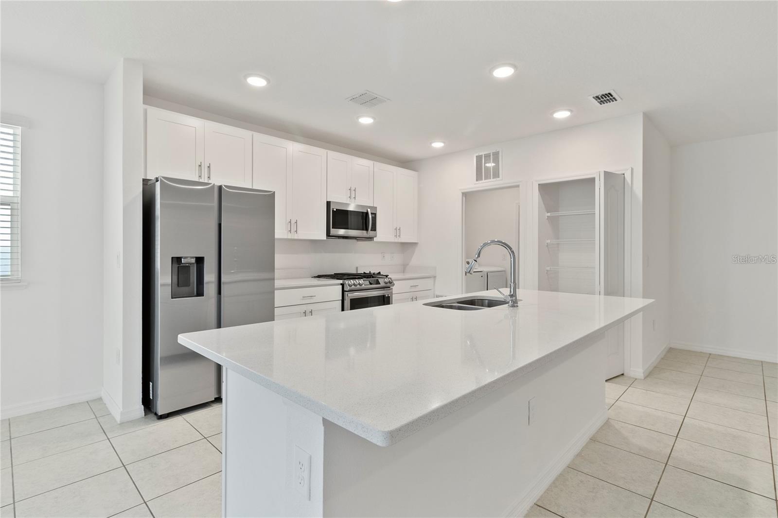 1154 OAK BLUFF DR, DAVENPORT, FL — photo 8