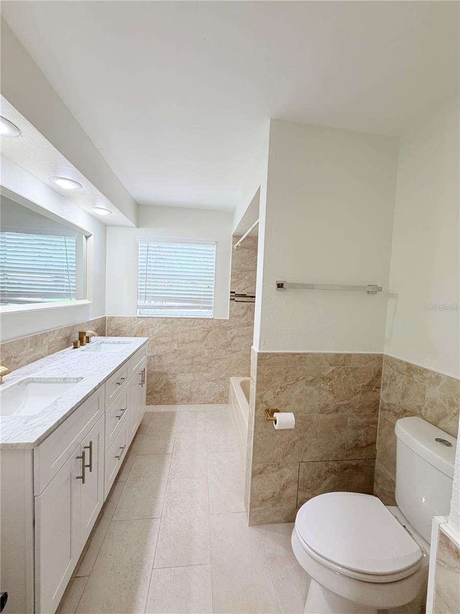 1827 OKLAHOMA AVE NE, ST PETERSBURG, FL — photo 11