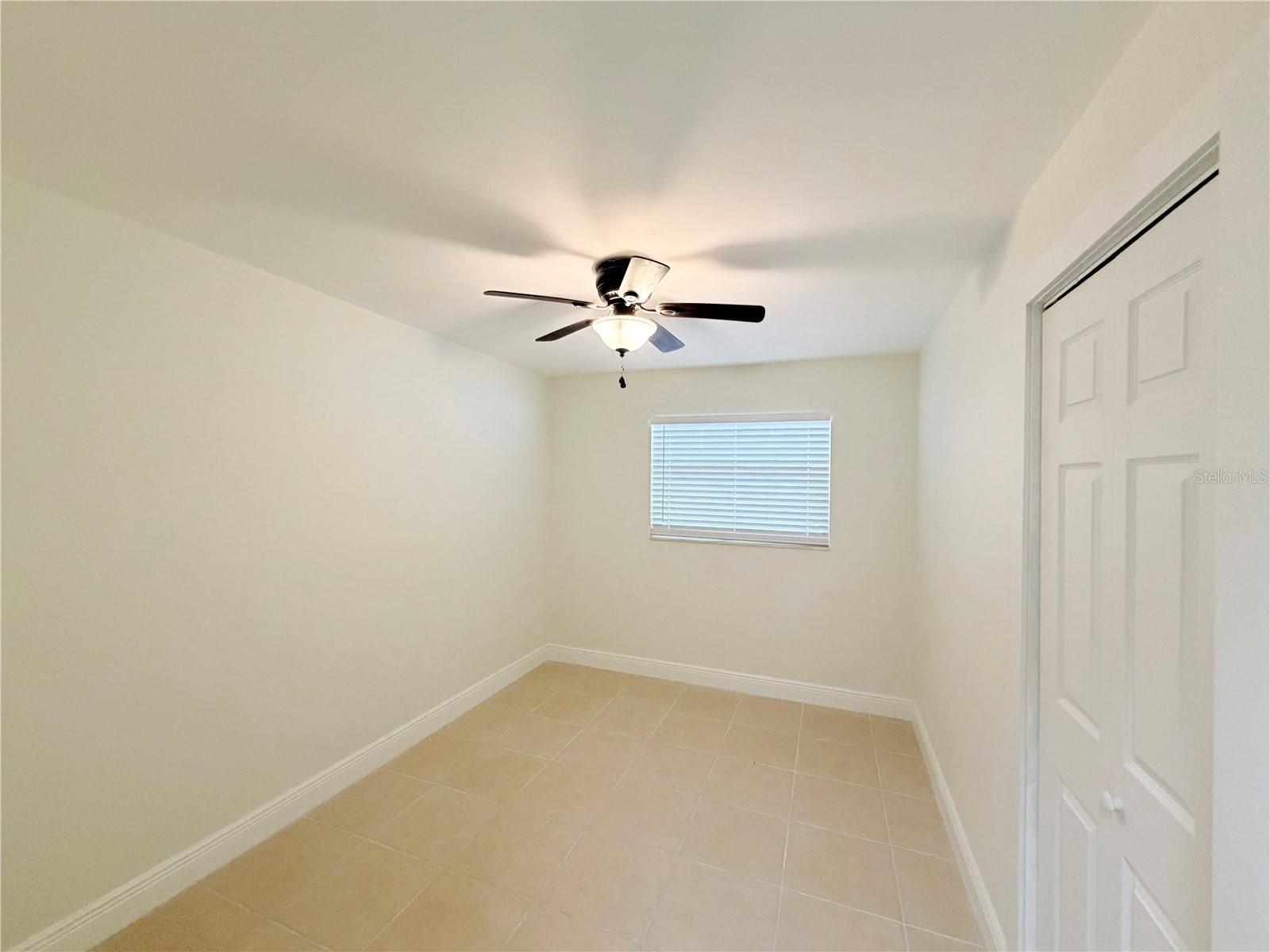 1827 OKLAHOMA AVE NE, ST PETERSBURG, FL — photo 15