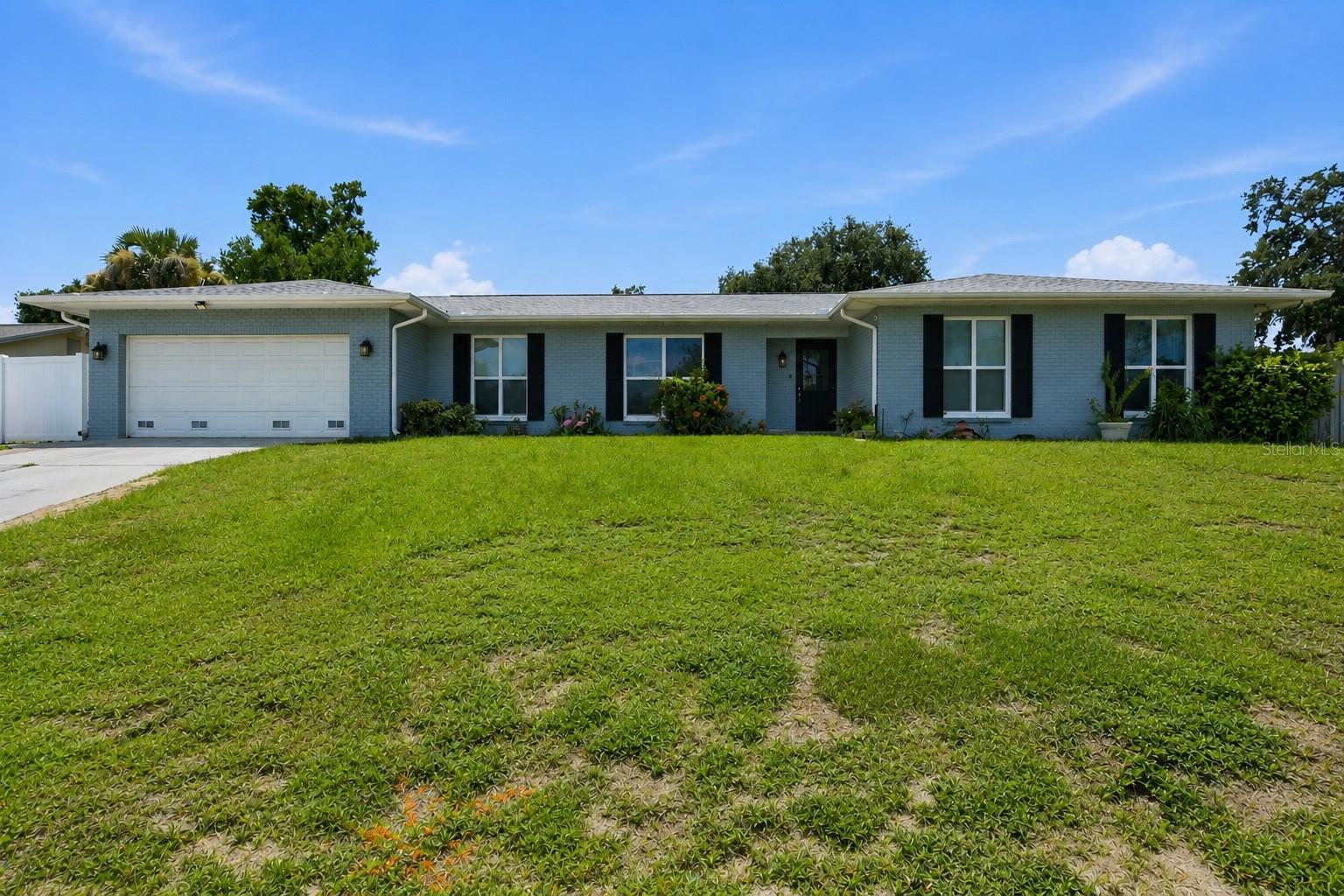 1124 KING ARTHUR CT, VALRICO, FL — photo 2