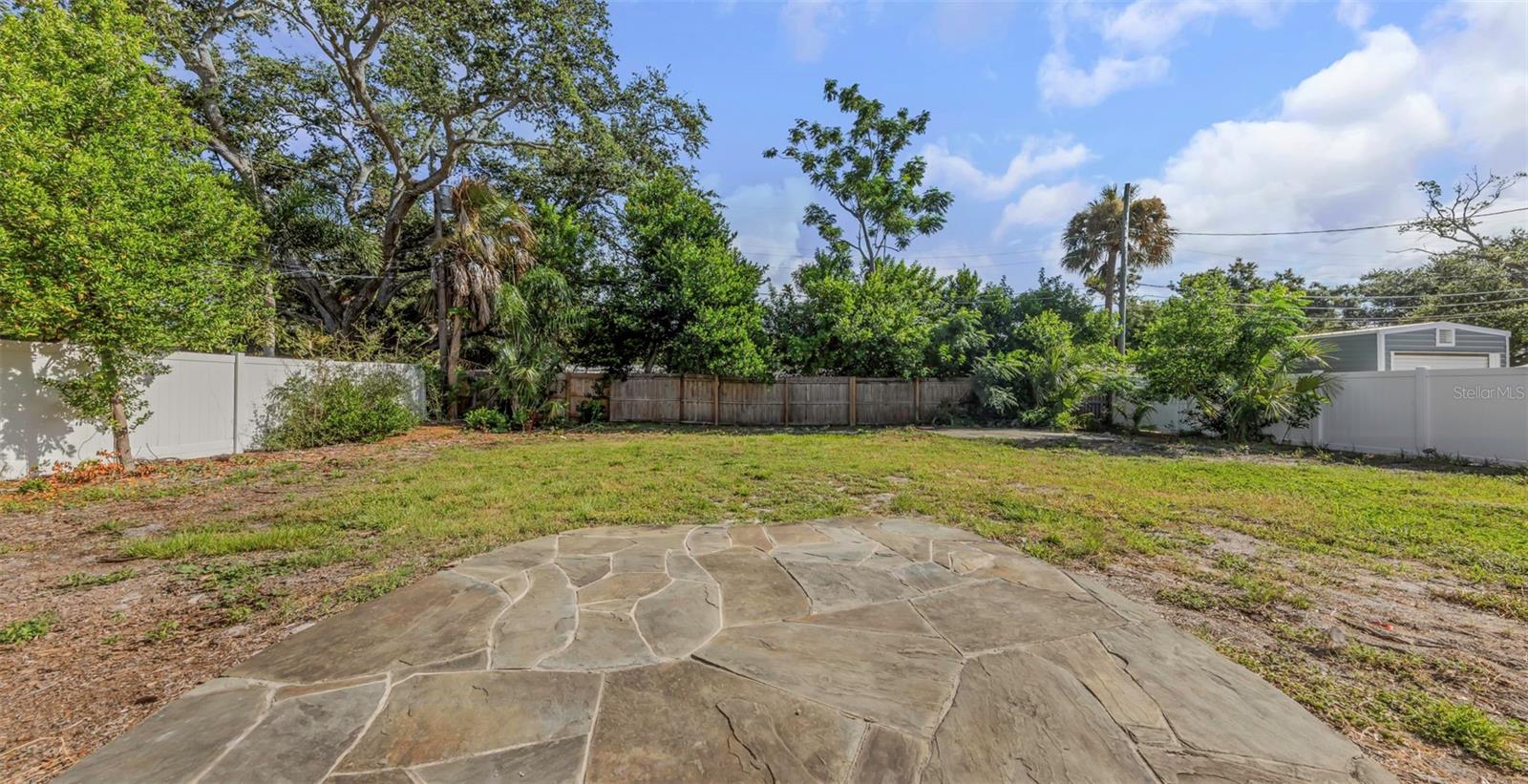 8017 31ST AVE N, ST PETERSBURG, FL — photo 32