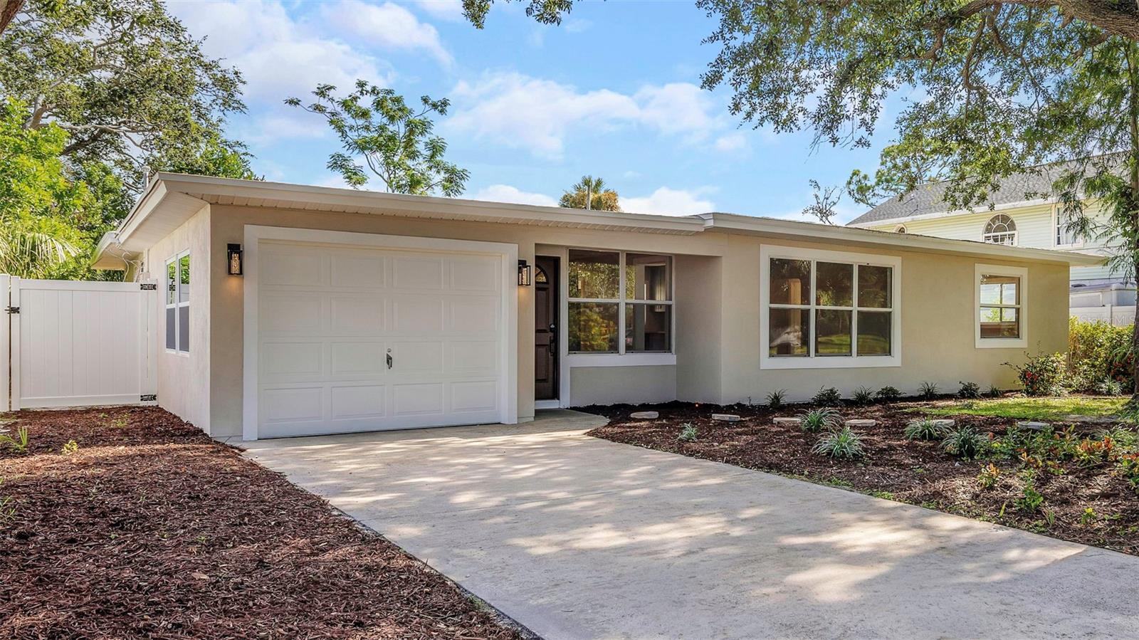 8017 31ST AVE N, ST PETERSBURG, FL — photo 2