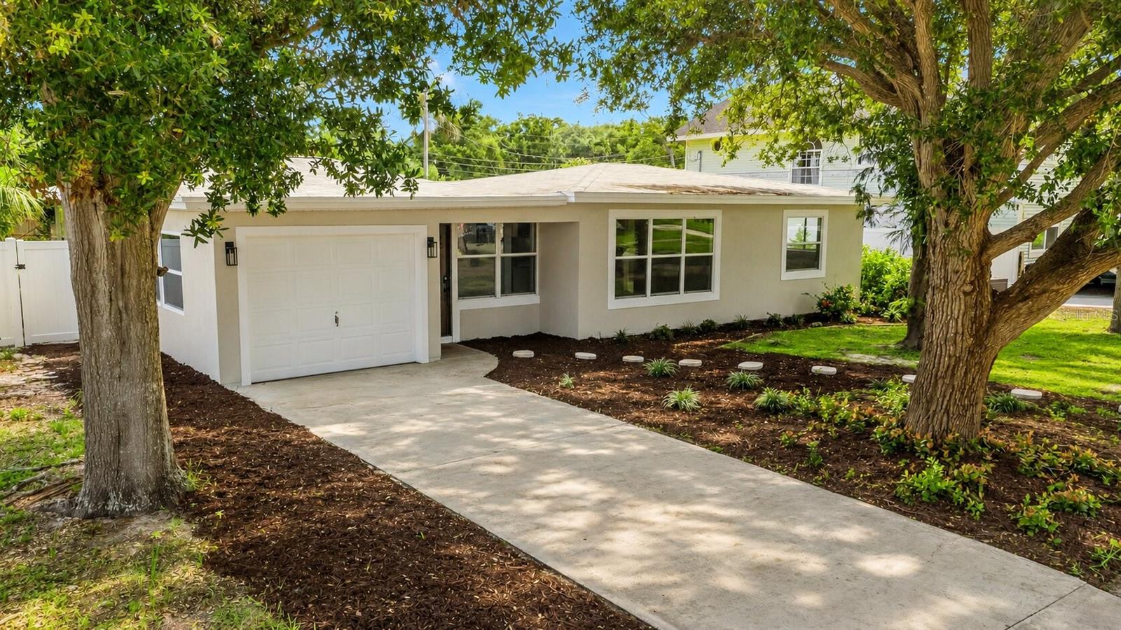 8017 31ST AVE N, ST PETERSBURG, FL — photo 3